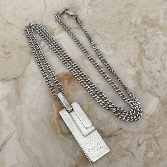 Gucci 925 Sterling Silver “G” Pendant & Heavy Sterling Silver 20” Curb Chain - Picture 4 of 10